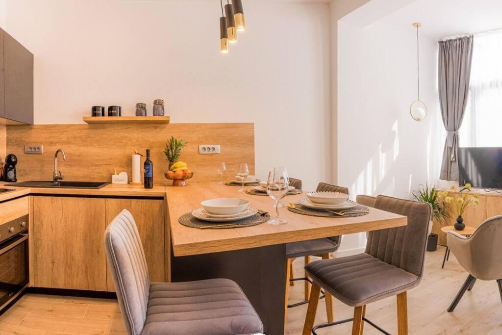 Luksuzni Apartman Ribica U Samom Centru Grada Split Luaran gambar